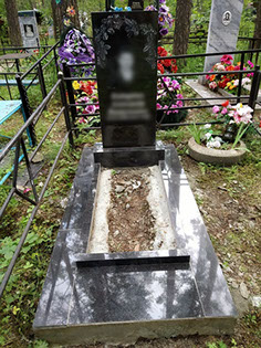 Наши работы памятник из гранита